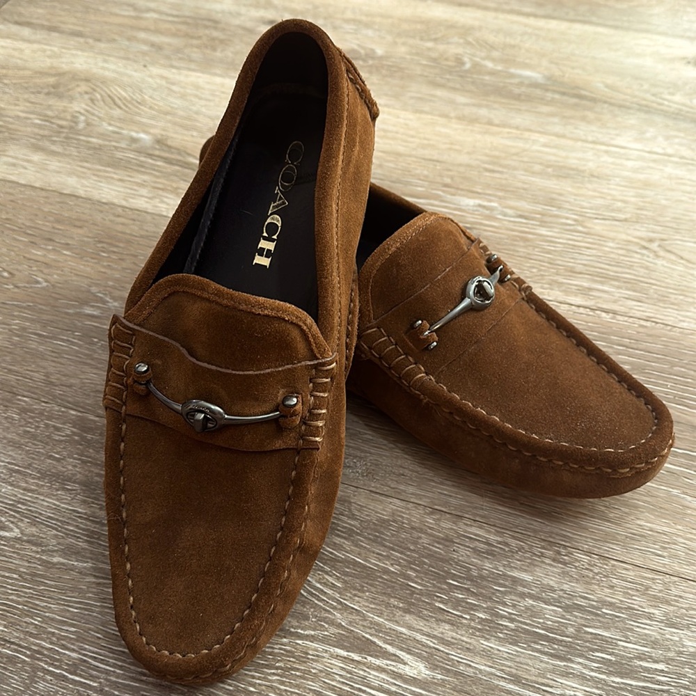 coach. Men’s shoes. Excellent condition. Brown. Size 9D